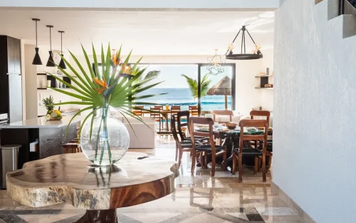 Beachview Dining Area