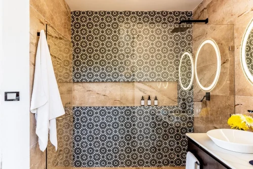 Private Villa Bathroom